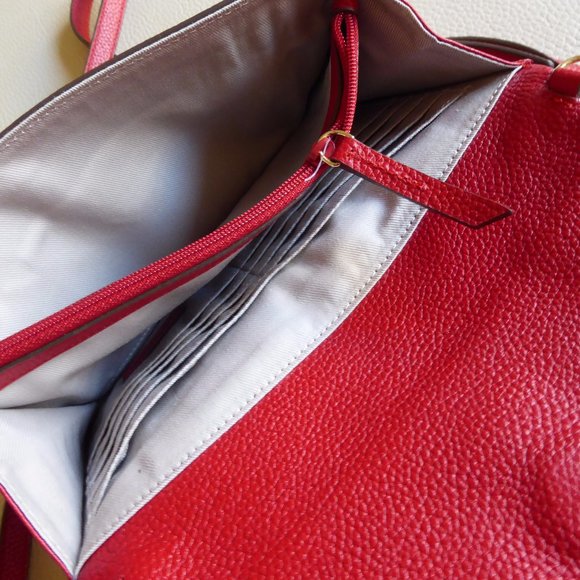 NORDSTROM GENUINE LEATHER CROSSBODY BAG, W 8.5" X H 5.5"X D 0.5", NEW - Picture 10 of 11